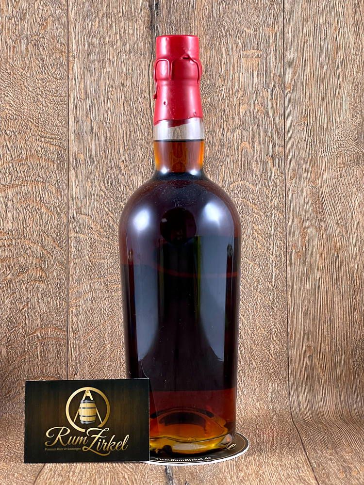 The Duchess Réunion Savanna 19yo, 67,2%